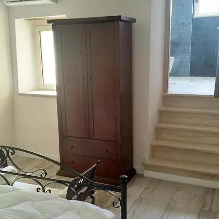 Retreat - Aventino - Beautiful And Mountain Views